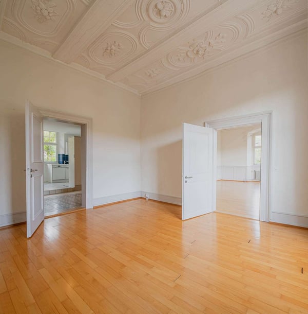 Historische 1.5-Zimmer-Wohnung in Trüllikon 8