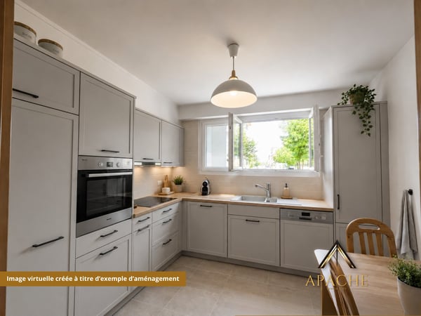 Généreuse maison familiale, 2 appartements pouvant être réunis et 5 garages 9