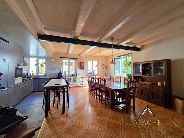 Ein Apartment mit Charakter und großzügigen Räumen 1