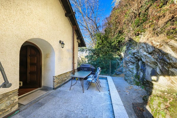 Tessiner Zweifamilienhaus im Herzen des Tessins 1