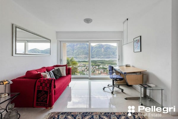 Moderne 5.5 Zi.-Villa mit Pool und Seesicht 6