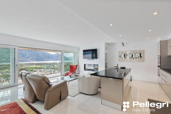 Moderne 5.5 Zi.-Villa mit Pool und Seesicht 8