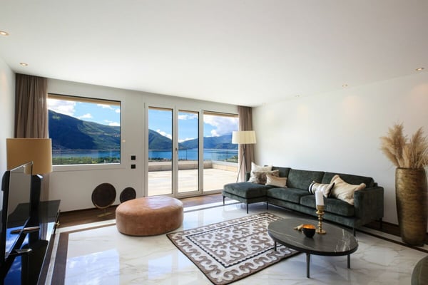 Elegante 4.5 Wohnung mit Garten und traumhafter Seesicht 3
