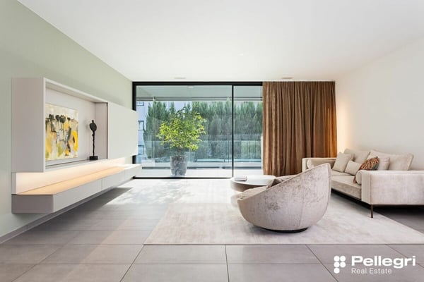 Elegante 2.5 Zi.-Wohnung in zentraler Lage mit grosszügiger Terrasse 2
