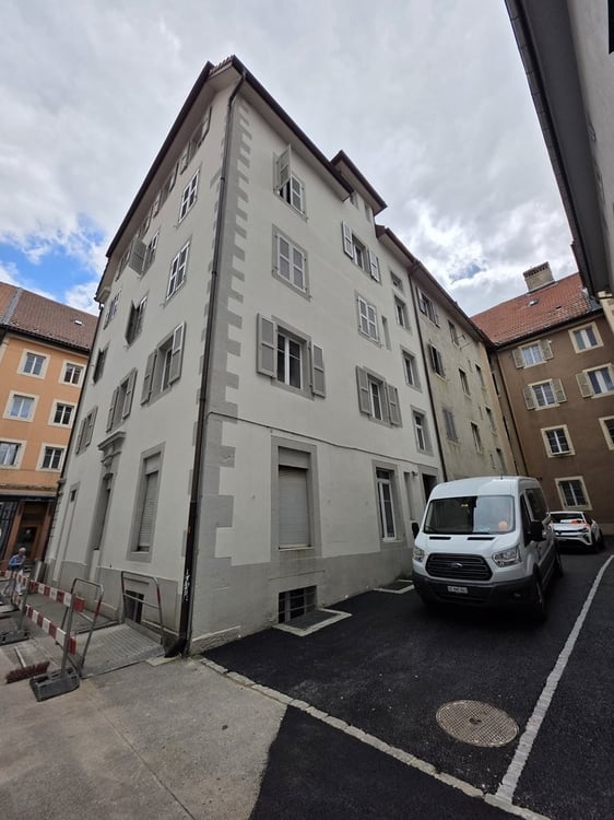 Dépôt / Local commercial 1