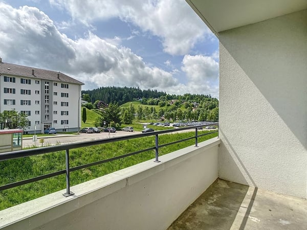 Appartement 2.5 pièces avec balcon 2