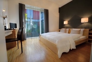 Wunderschöne 5.5 Zimmer-Wohnung mit Innenhof zu vermieten 7