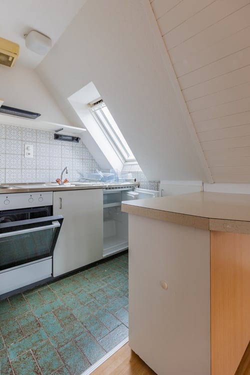 1. Zimmer Wohnung mit Ausblick auf den Rhein 3