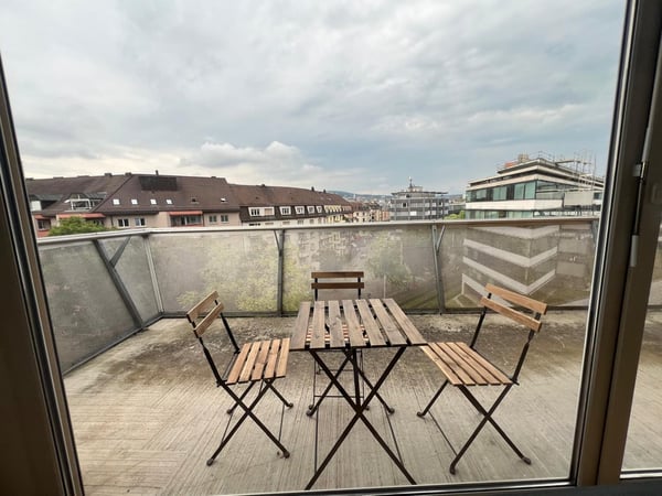 Befristet bis 31.12.2028. 1.5-Zimmer-Wohnung mit Stadtblick in Zürich 10
