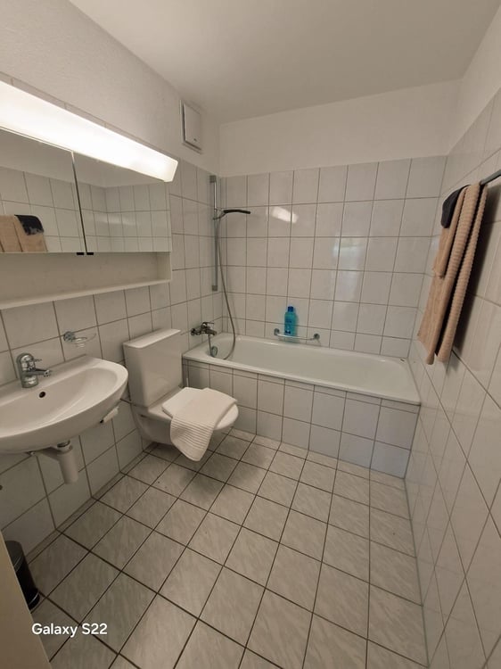 Befristet bis 31.12.28 Moderne 1.5-Zimmer-Wohnung mit Stadtblick in Zürich Industriequartier 3