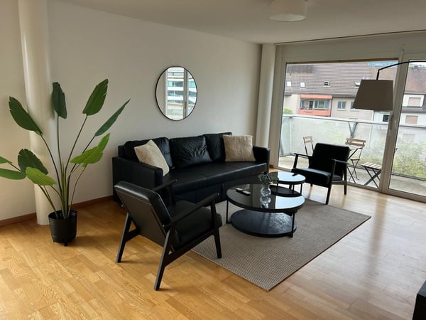 Befristet bis 31.12.28 Moderne 1.5-Zimmer-Wohnung mit Stadtblick in Zürich Industriequartier 17