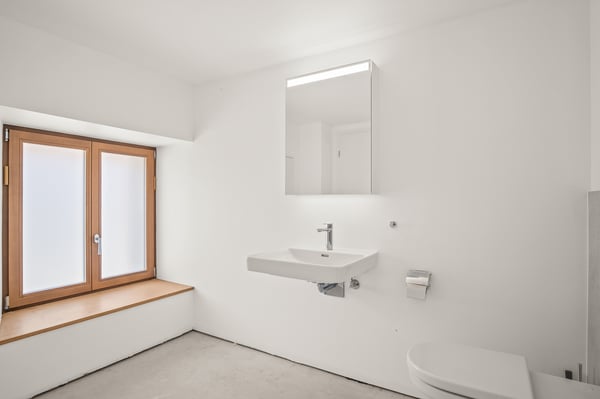 Rare ! Charme indéniable pour cette surface dans un écrin de verdure 5