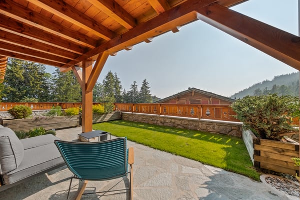 Élégance alpine au rez-de-chaussée - Jardin & terrasse privative 7