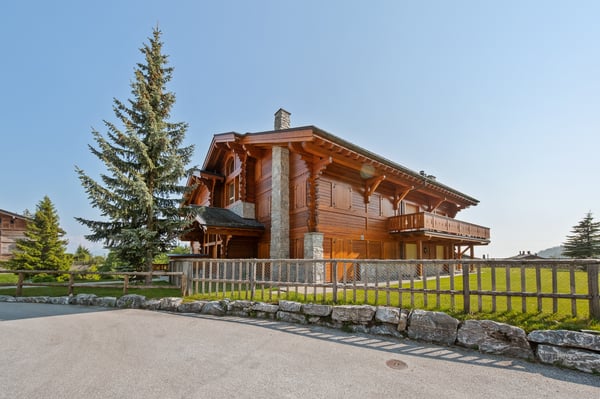 Élégance alpine au rez-de-chaussée - Jardin & terrasse privative 12