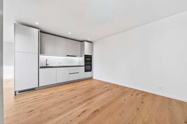 Rare ! Neuf, à l'écart des nuisances et en ville disponible de suite ! 6