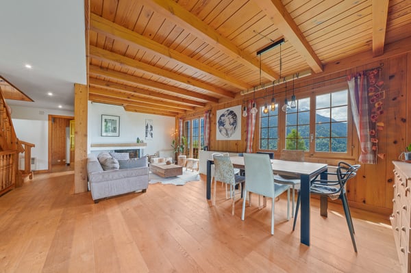 Proche de Gryon - Panorama d'exception sur le Muveran et Dents-du-Midi Chalet spacieux sans nuisance avec 2.5 pces indépendant 3