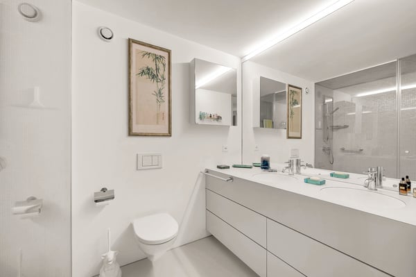 EXCLUSIF - Un Bijou en Attique - Sale open to foreigner buyer 9