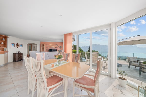 Villa d'architecte - un havre de paix dominant le lac Léman 5