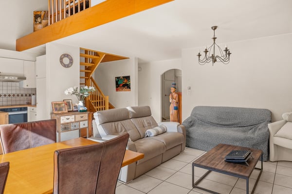 Spacieux duplex au coeur du village 3