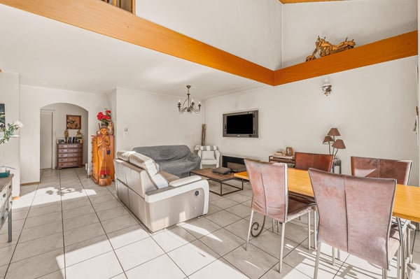 Spacieux duplex au coeur du village 1
