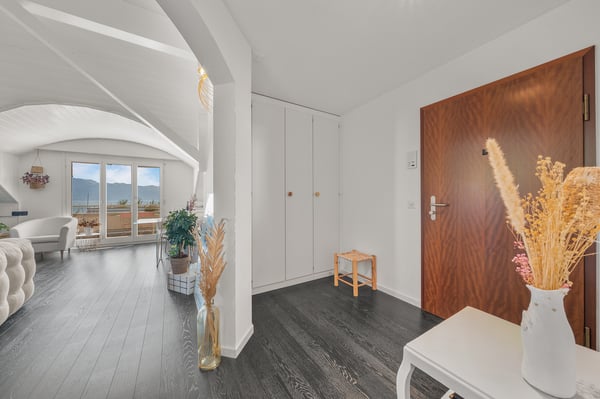 Superbe duplex alliant confort, vue lac et situation privilégiée 6