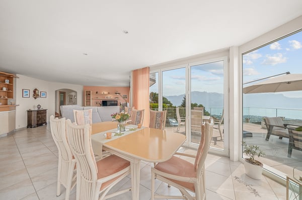 Villa d'architecte - un havre de paix dominant le lac Léman 5