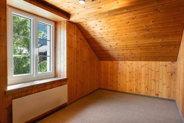 Charmantes Doppeleinfamilienhaus mit grosszügigem Garten in Diesbach 11
