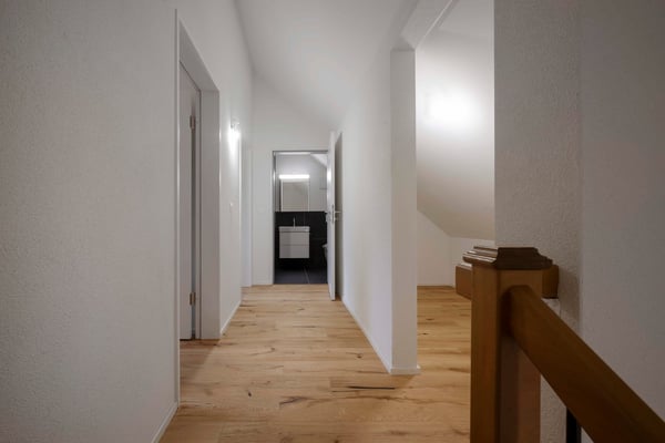 Ihr neues Zuhause in Bottenwil: 4.5-Zimmer-Maisonette mit Loggia und Weitblick ins Grüne 6