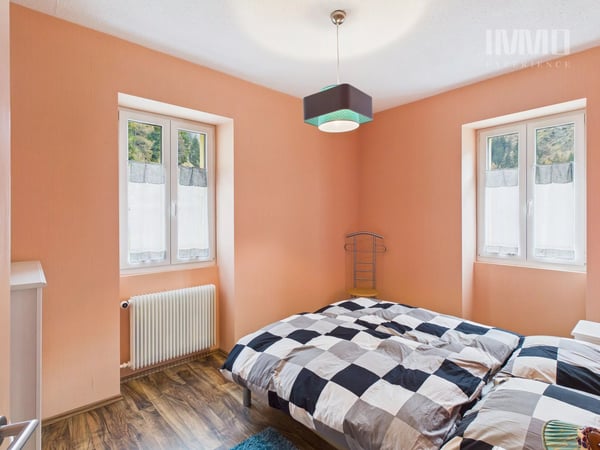 Charmant appartement de 5.5 pièces à Bourg-Saint-Pierre 6