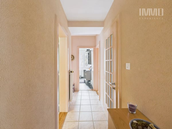 Charmant appartement de 5.5 pièces à Bourg-Saint-Pierre 4