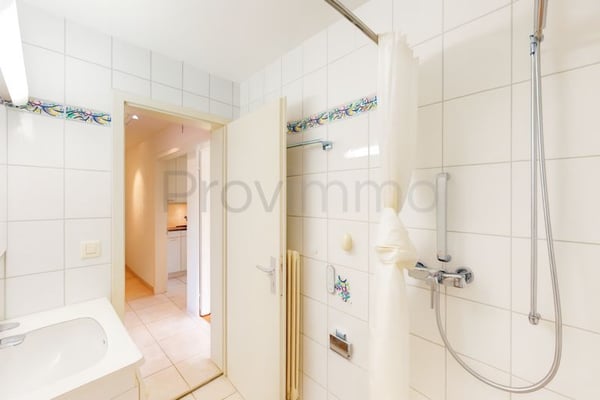 Attikawohnung mit traumhaftem Panorama und Gemeinschaftspool 12