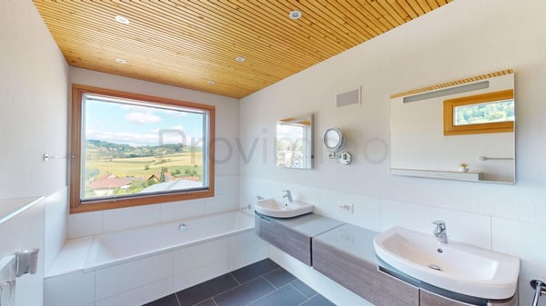 1.5-Zimmer Einfamilienhaus in Oberhofen AG 13