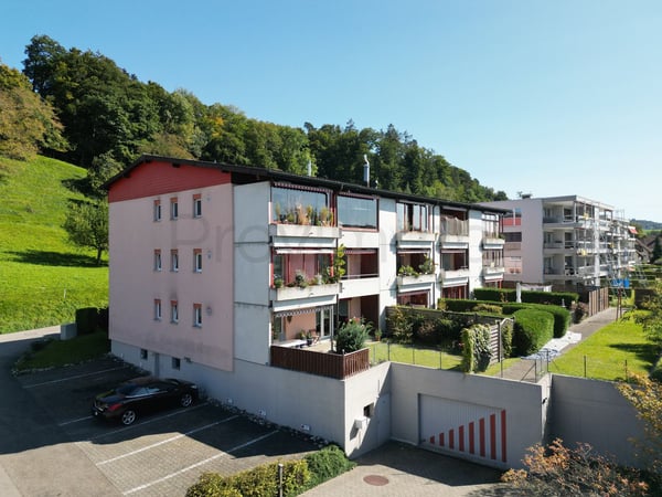 1.5-Zimmer Etagenwohnung in Muhen AG 3