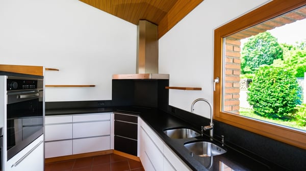 Origlio - Villa mit grossem Grundstück und Privatsphäre 14