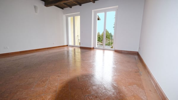 Faszinierendes Kernhaus in Taverne, mit Charme renoviert 12