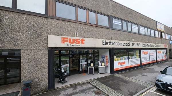 Gewerbefläche mit Mieteinnahmen - ausgezeichnete Immobilieninvestition 3
