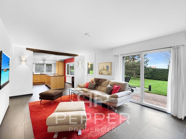 Écrin de verdure aux portes de Lausanne - Spacieuse maison individuelle rénovée 10