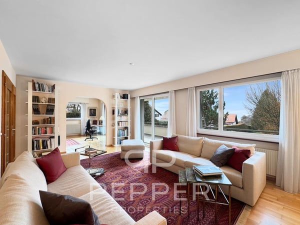 Écrin de verdure aux portes de Lausanne - Spacieuse maison individuelle rénovée 2