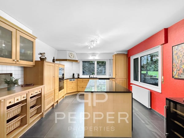 Écrin de verdure aux portes de Lausanne - Spacieuse maison individuelle rénovée 11