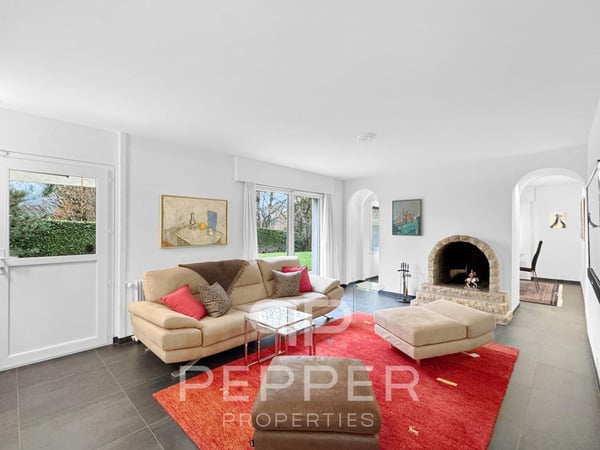 Écrin de verdure aux portes de Lausanne - Spacieuse maison individuelle rénovée 9