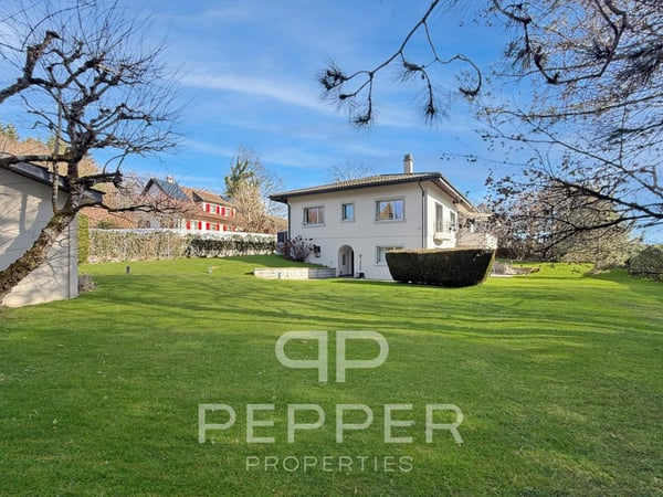 Écrin de verdure aux portes de Lausanne Spacieuse maison individuelle rénovée 12