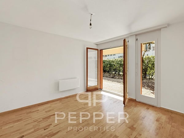 Vaste appartement en rez-de-jardin au coeur de Chailly 12