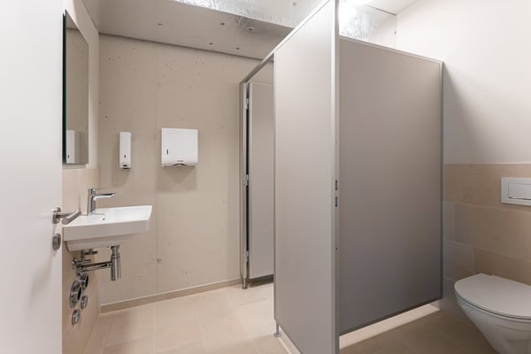 Moderner Gewerberaum in Brunnen - Vielseitig nutzbar 8