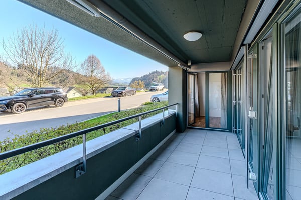 Ruhig und schön gelegene 4.5-Zimmer-Wohnung mit Weitsicht 15