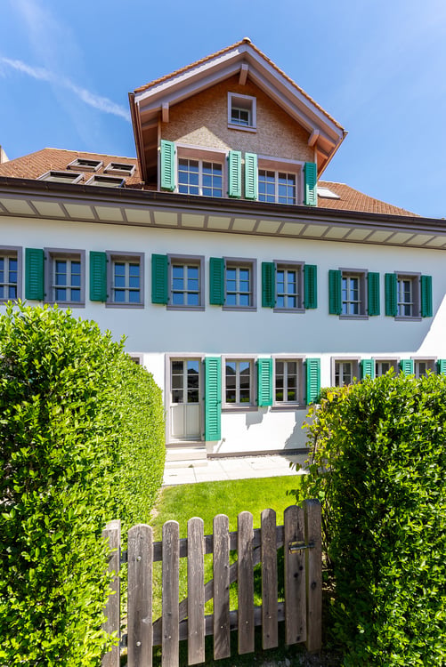 Liebhaberobjekt mit Geschichte, renovierter Bauernhausteil mit 5 Zimmern und Garten 1