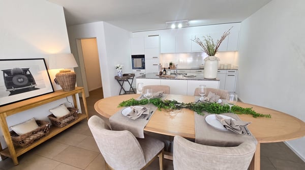 Ruhig und schön gelegene 4.5-Zimmer-Wohnung mit Weitsicht 2