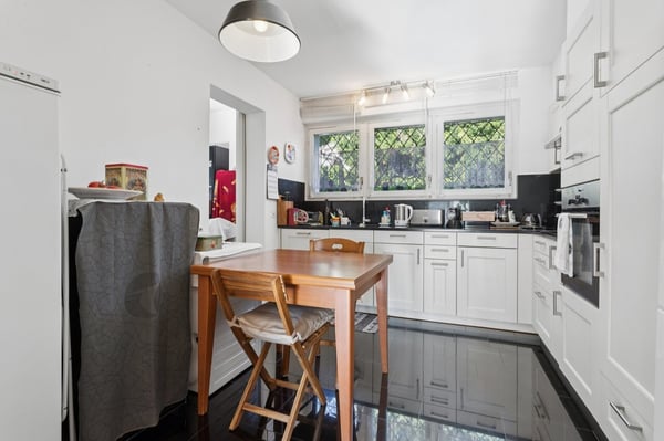 Villa à Fribourg avec vue imprenable sur la Sarine et la nature 6