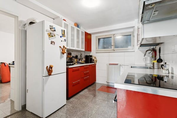 Villa à Fribourg avec vue imprenable sur la Sarine et la nature 13