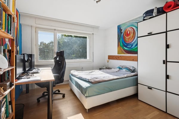 Villa à Fribourg avec vue imprenable sur la Sarine et la nature 11