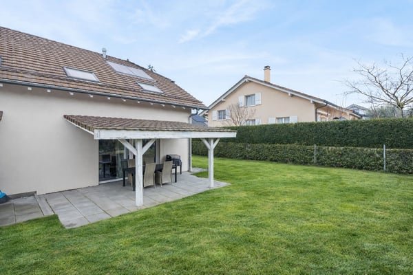 Maison jumelée de 4.5 pièces avec beau jardin 5